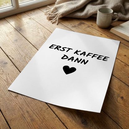 Poster auf dem Boden