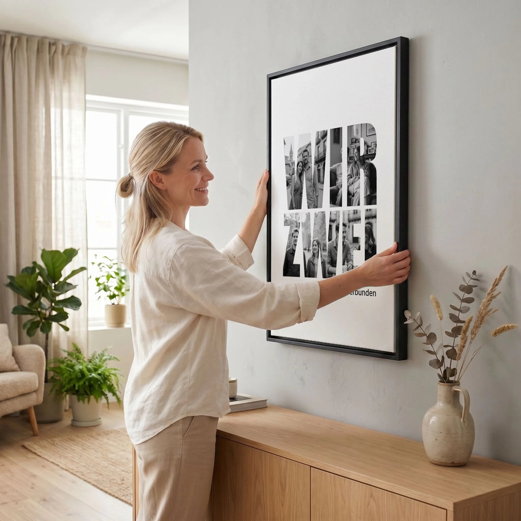 Frau hängt Leinwand auf 23 black