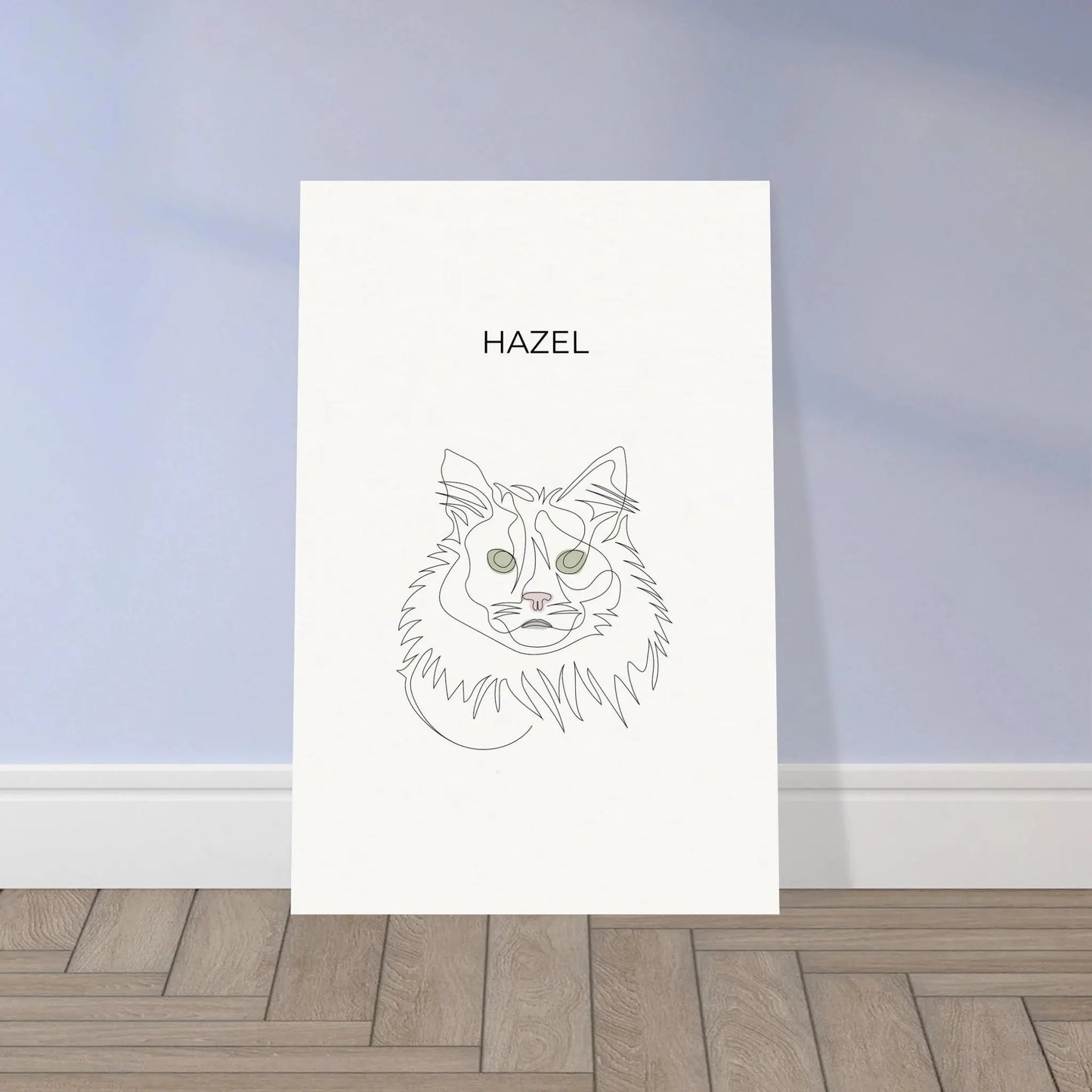 Minimalistisches One Line Art Katzenportrait Hazel, individuelles Haustierportrait nach Fotovorlage auf Fine Art Papier in 40x60cm. Frontal an einer Wand lehnend.